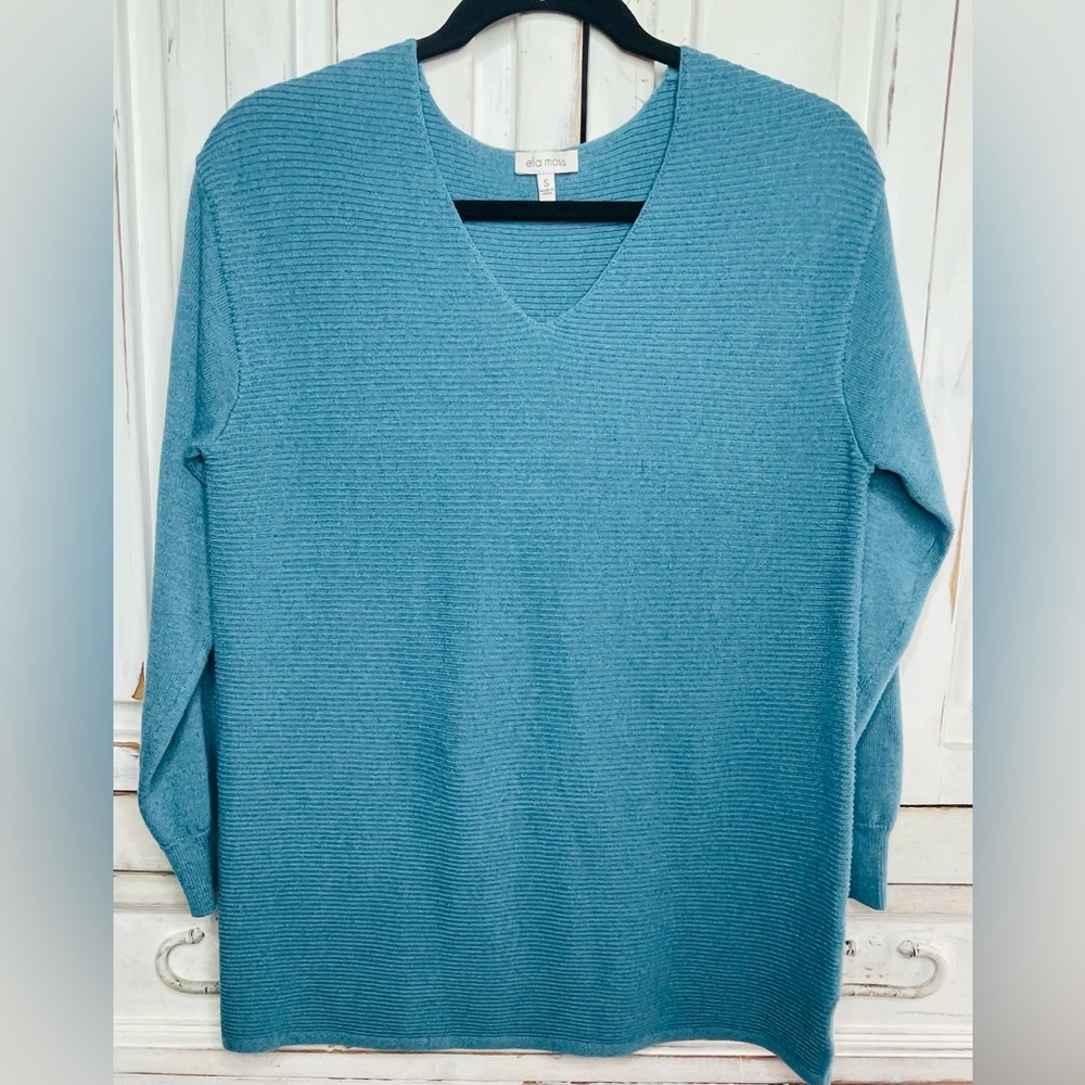 Ella Moss Teal women’s Knit vneck sweater size small